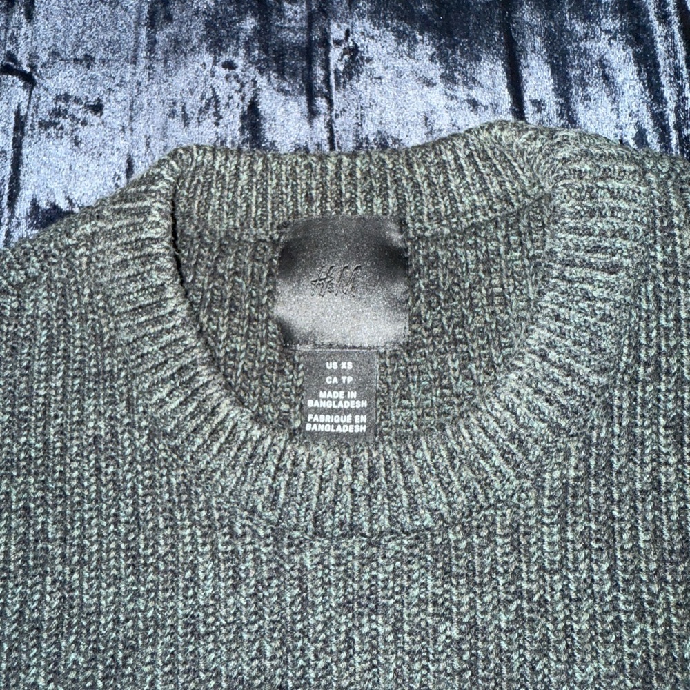 H&M Charcoal Ribbed Sweater - Picture 3 of 5